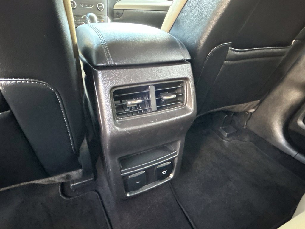 Used 2015 Ford Edge SEL w/ Equipment Group 201A AWD/4WD image 52