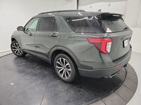 Used 2022 Ford Explorer ST image 6