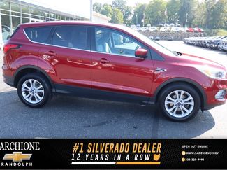 Used 2019 Ford Escape SE FWD video 1
