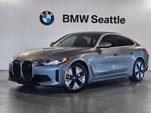 Used 2023 BMW i4 eDrive35 w/ Premium Package RWD image 1