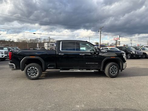 New 2026 GMC Sierra 2500 SLT w/ SLT Premium Package image 8
