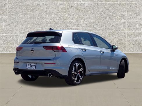 New 2026 Volkswagen GTI SE FWD image 7