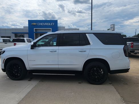 Used 2026 Chevrolet Tahoe Premier w/ Sun And Tow Package AWD/4WD image 5