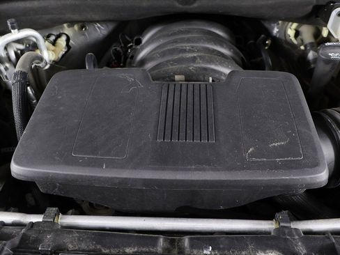 Used 2023 Chevrolet Suburban Z71 AWD/4WD image 21