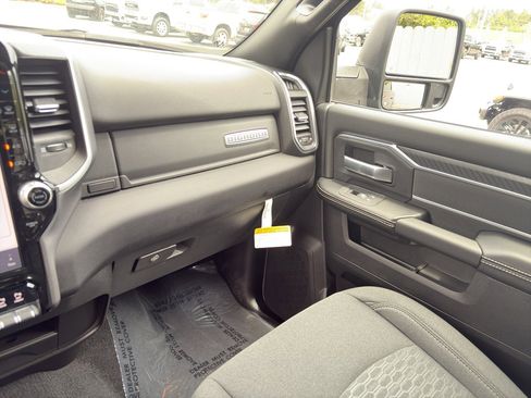 New 2025 RAM 2500 Big Horn image 18