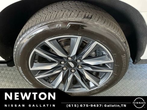 Used 2021 Cadillac Escalade ESV Sport Platinum RWD image 84