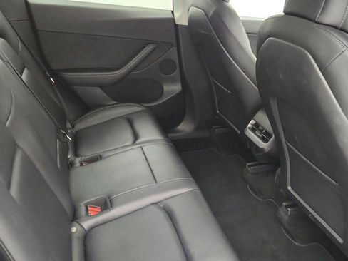 Used 2022 Tesla Model Y Performance image 27