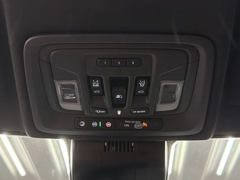Used 2026 GMC Sierra 3500 Denali Ultimate AWD/4WD image 36
