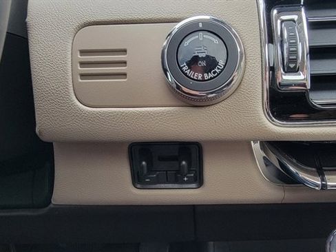 Used 2024 Lincoln Navigator L Reserve AWD/4WD image 34