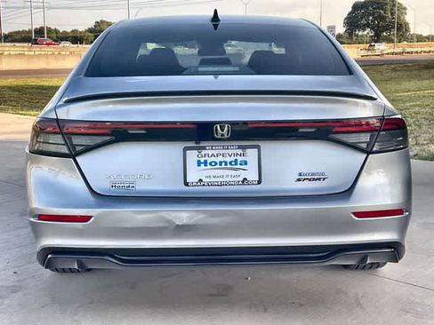 Used 2025 Honda Accord Sport image 6