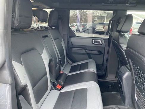 Used 2024 Ford Bronco Big Bend image 23