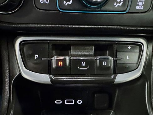 Used 2022 GMC Terrain SLE w/ Driver Convenience Package image 23