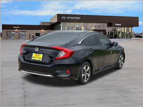 Used 2019 Honda Civic LX image 9