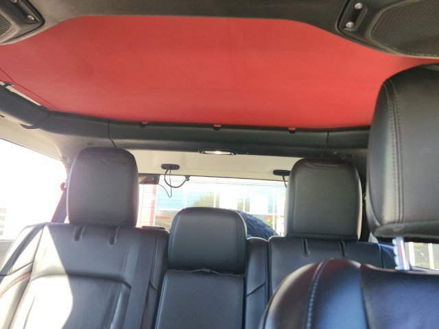 Used 2018 Jeep Wrangler Unlimited Rubicon w/ Dual Top Group AWD/4WD image 8