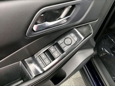New 2026 Nissan Rogue SV FWD image 31