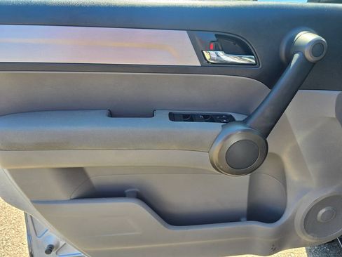 Used 2011 Honda CR-V LX image 11