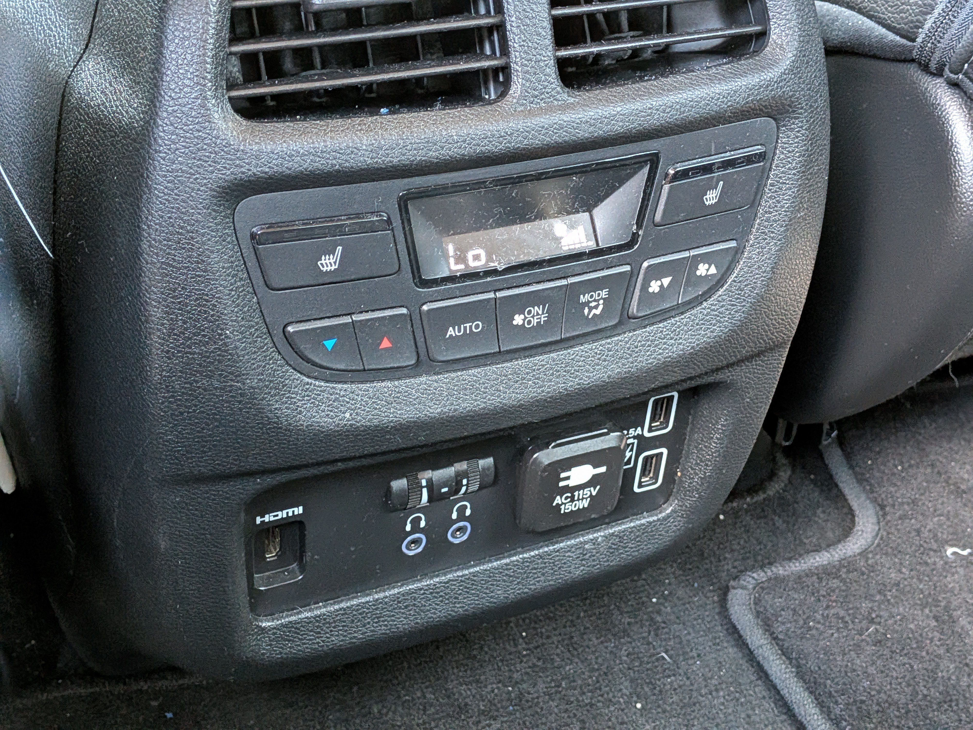 Used 2022 Honda Pilot Elite image 16