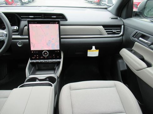 New 2026 GMC Terrain Elevation image 14