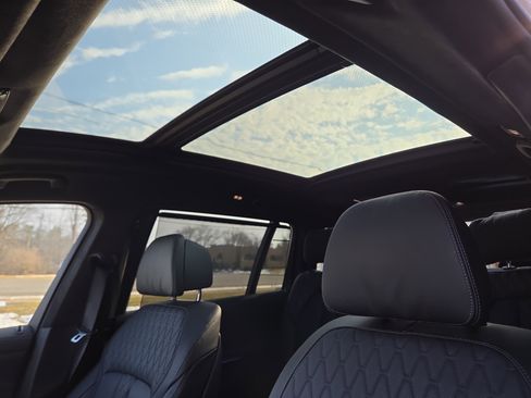 Used 2026 BMW X7 M60i image 29