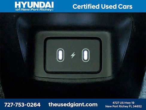 Used 2024 Hyundai Elantra SEL image 14