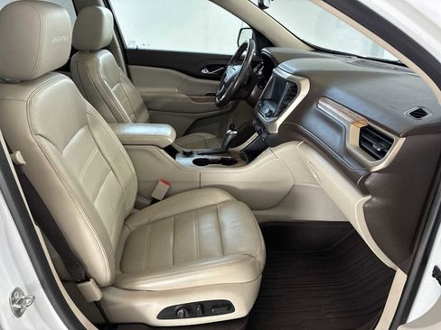 Used 2017 GMC Acadia Denali w/ Technology Package image 27