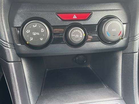 Used 2019 Subaru Crosstrek 2.0i Premium image 17