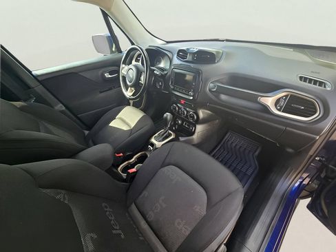 Used 2017 Jeep Renegade Latitude AWD/4WD image 64