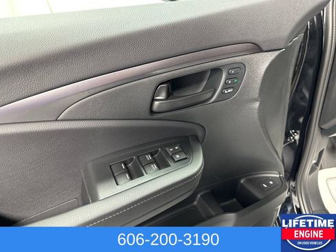 Used 2023 Honda Passport EX-L image 16