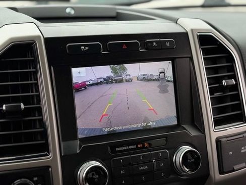 Certified 2020 Ford F150 Lariat w/ Equipment Group 502A Luxury AWD/4WD image 4
