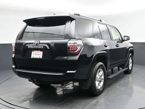 Used 2024 Toyota 4Runner SR5 Premium image 22