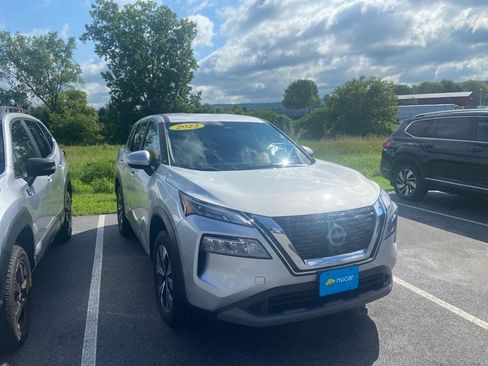 Used 2023 Nissan Rogue SV AWD/4WD image 1