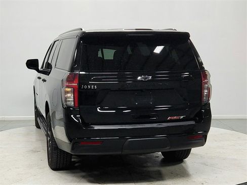 Used 2024 Chevrolet Suburban RST image 6