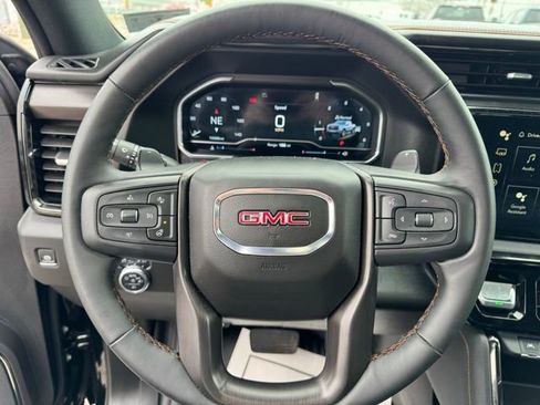 Used 2025 GMC Sierra 1500 AT4 w/ AT4 Premium Package image 19