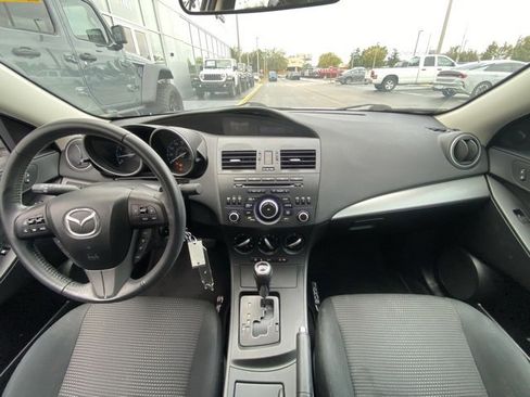 Used 2012 MAZDA MAZDA3 i Touring image 15
