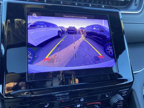 New 2025 Jeep Grand Cherokee Laredo image 14