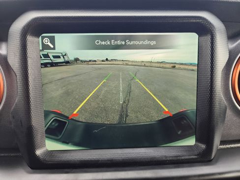 Used 2021 Jeep Gladiator Mojave image 23