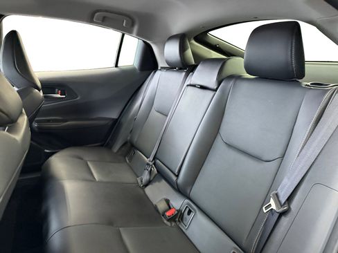 Used 2025 Toyota Prius XLE image 13