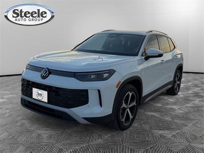 New 2025 Volkswagen Tiguan SE