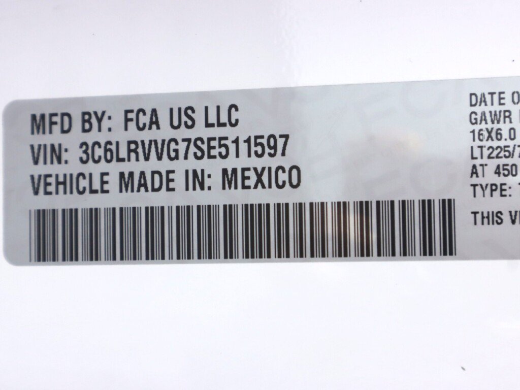 Used 2025 RAM ProMaster 2500 w/ Convenience Group FWD image 36
