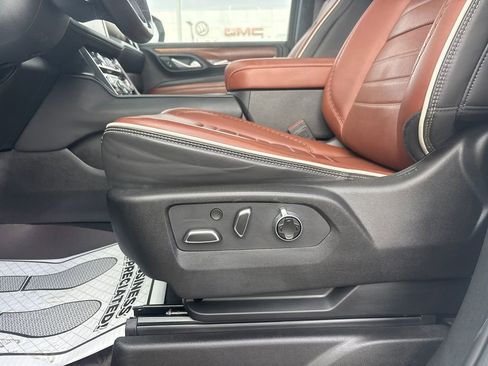 Used 2024 GMC Yukon XL Denali Ultimate image 21