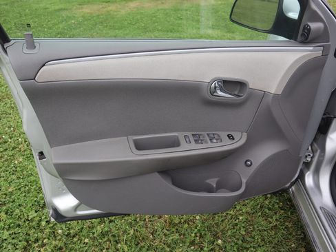 Used 2009 Chevrolet Malibu LT FWD image 23
