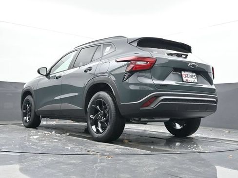 New 2026 Chevrolet Trax LT w/ Driver Confidence Package FWD image 47