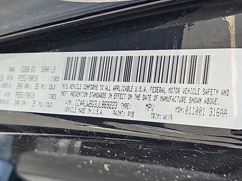 Used 2018 Jeep Wrangler Sahara AWD/4WD image 33