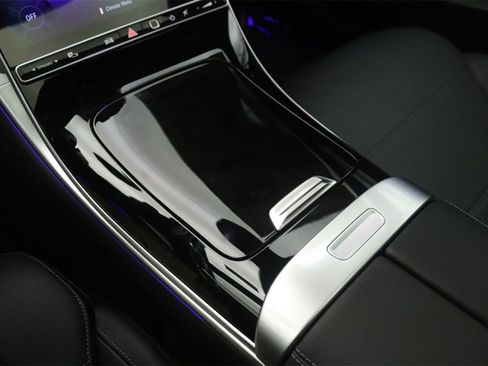 New 2026 Mercedes-Benz C 300 Sedan image 7