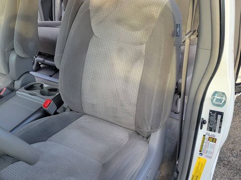Used 2008 Toyota Sienna LE FWD image 12