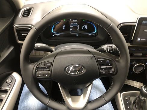 New 2026 Hyundai Venue SEL image 25