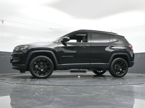 New 2025 Jeep Compass Latitude w/ Sun & Sound Group image 50