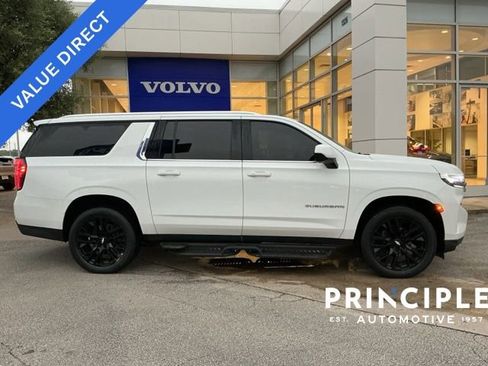 Used 2021 Chevrolet Suburban LT w/ Rear Media and Nav Package AWD/4WD image 5