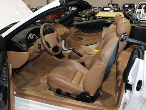 Used 1996 Ford Mustang Cobra image 10