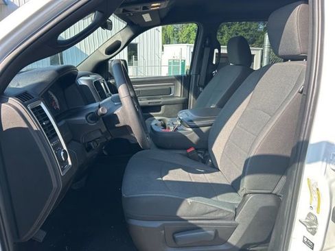 Used 2024 RAM 1500 Classic Warlock image 12